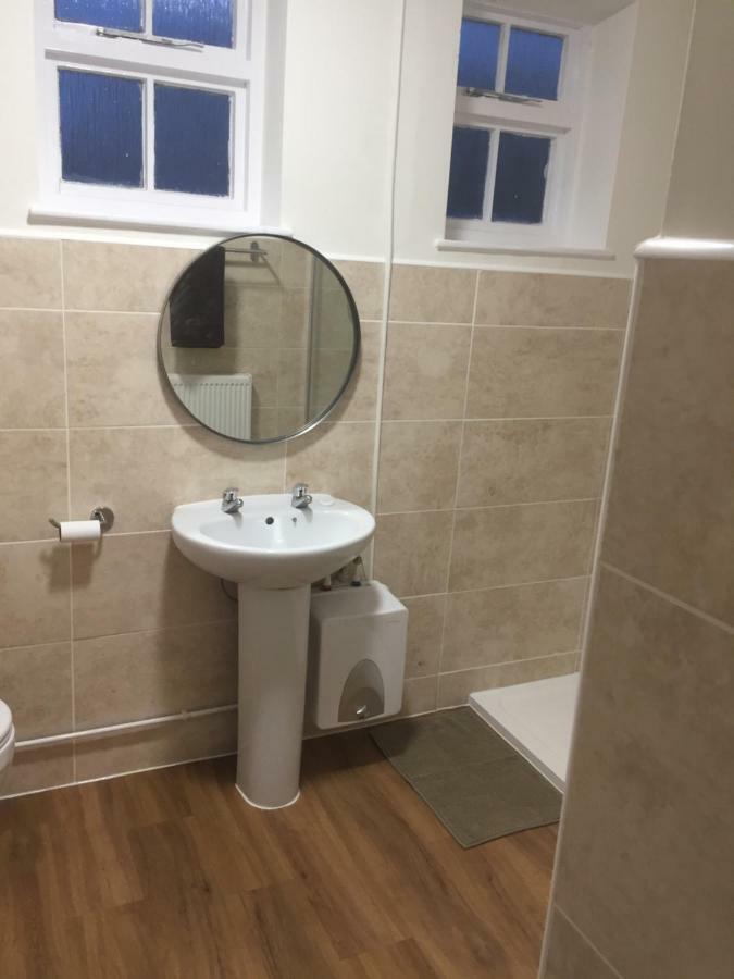 Good Intent Rooms Waltham Abbey Eksteriør billede